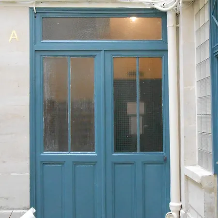 Apartment Le Marais Rosiers Paris