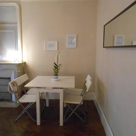 Apartment Le Marais Rosiers *