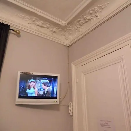 Apartment Le Marais Rosiers Paris